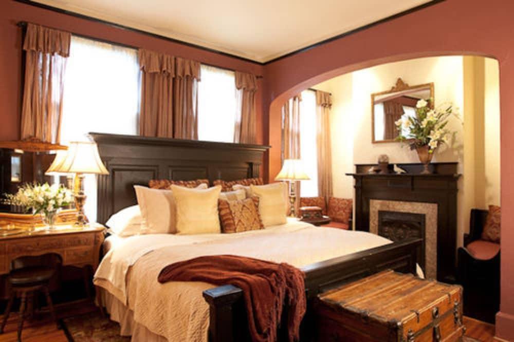 Black Walnut B&B Inn Ашвил Екстериор снимка